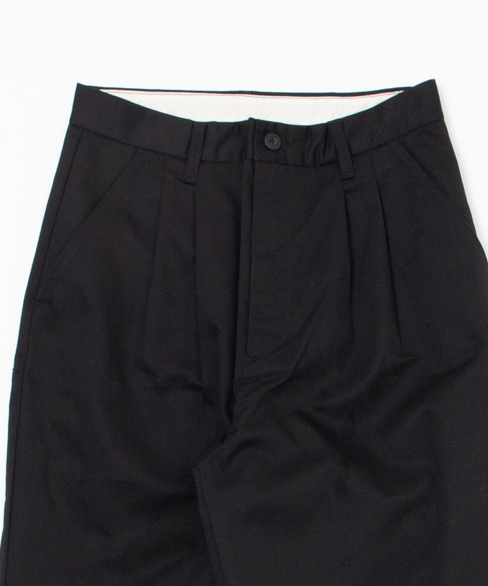別注RED　KAPタックワイドチノパンツ
