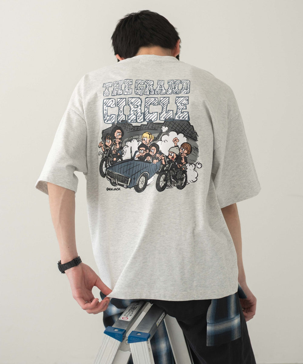 アッシュグレー モデル：180cm L着用