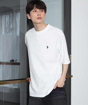 ホワイト　モデル：177cm L着用