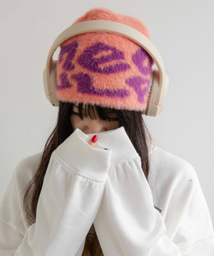 ピンク