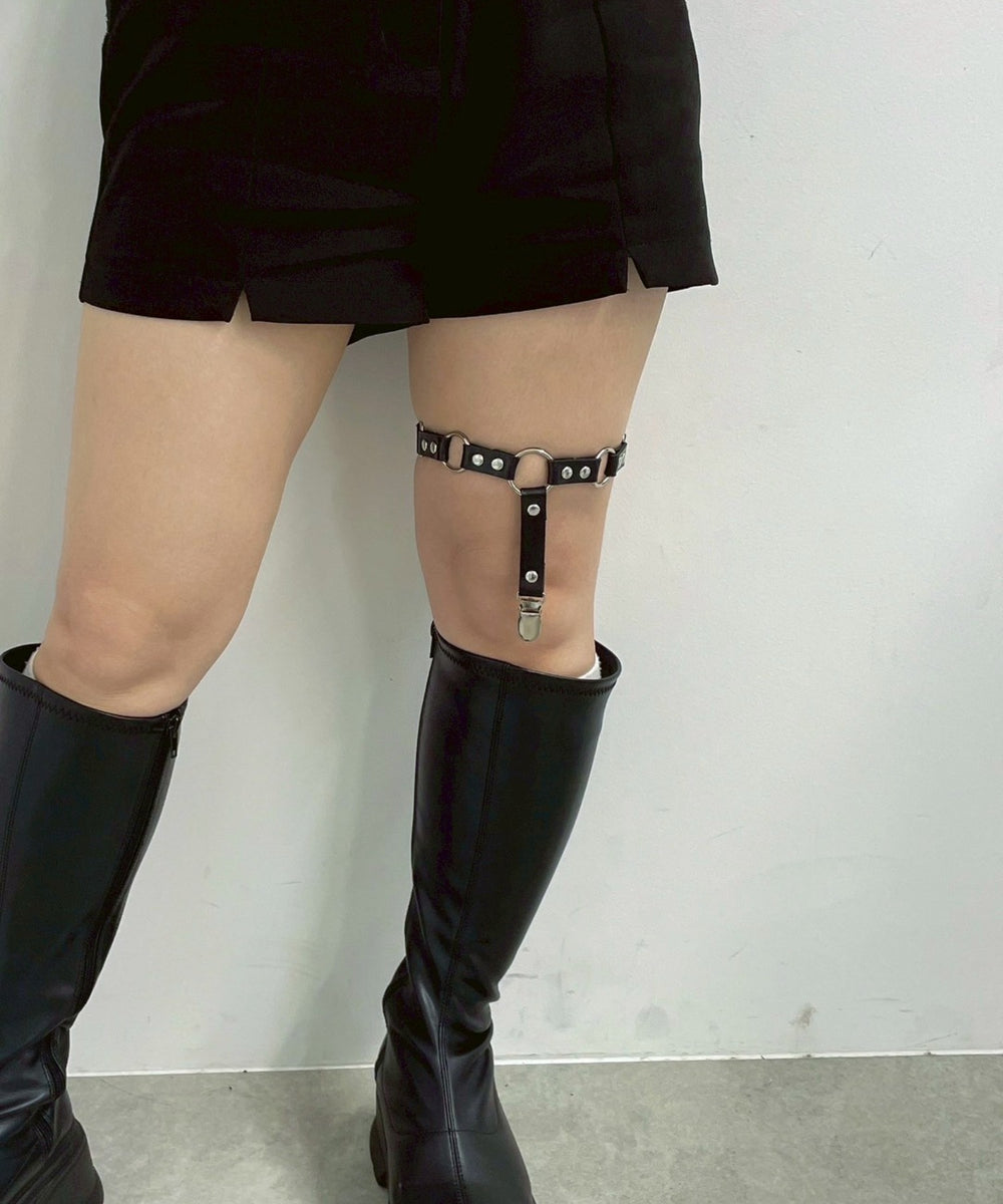ブラック