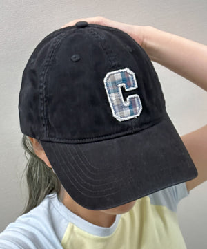 ブラック