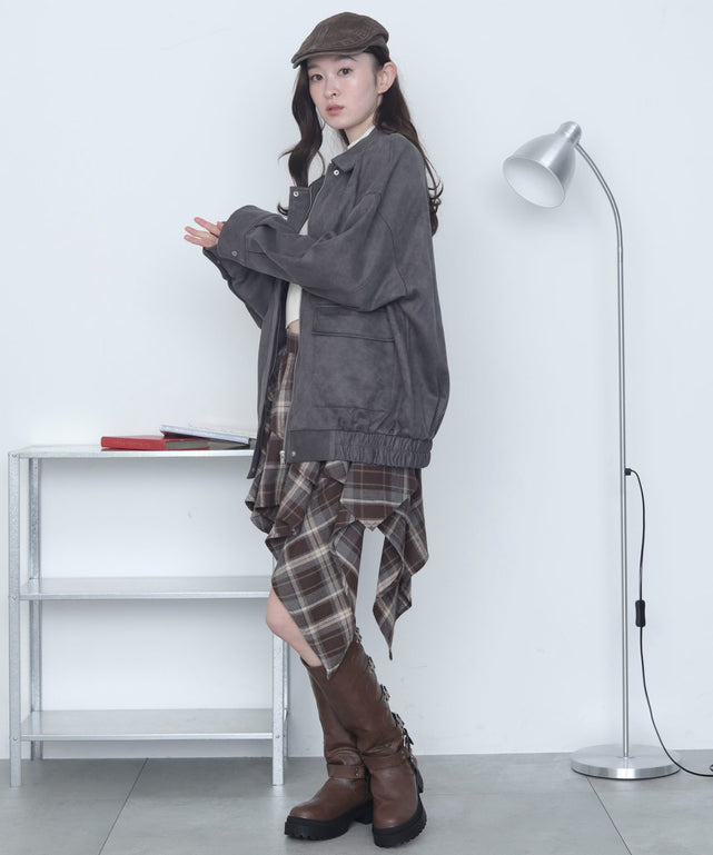 チャコール　モデル：163cm F着用