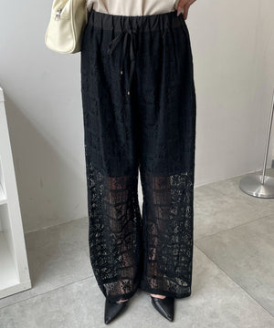 ブラック　モデル：160cm F着用