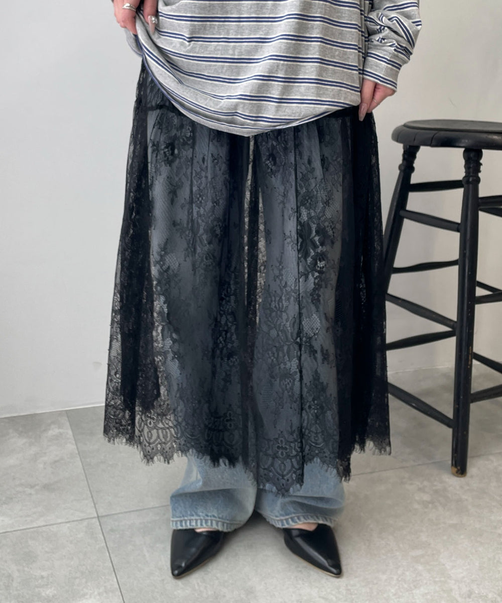 ブラック　モデル：160cm F着用