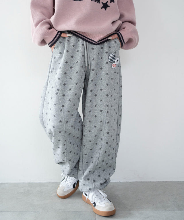 バッチ付きスタースウェットパンツ/杢グレー　モデル：159cm F着用