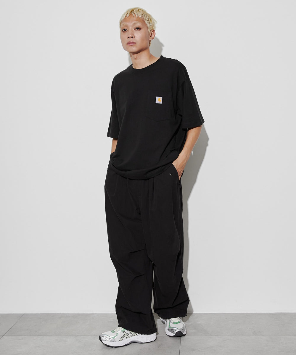 ブラックモデル：178cm L着用