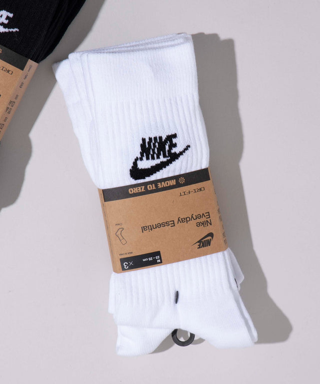 NIKE　NSW　エブリデイエッセンシャルクルーソックス(23-25cm)/ホワイト