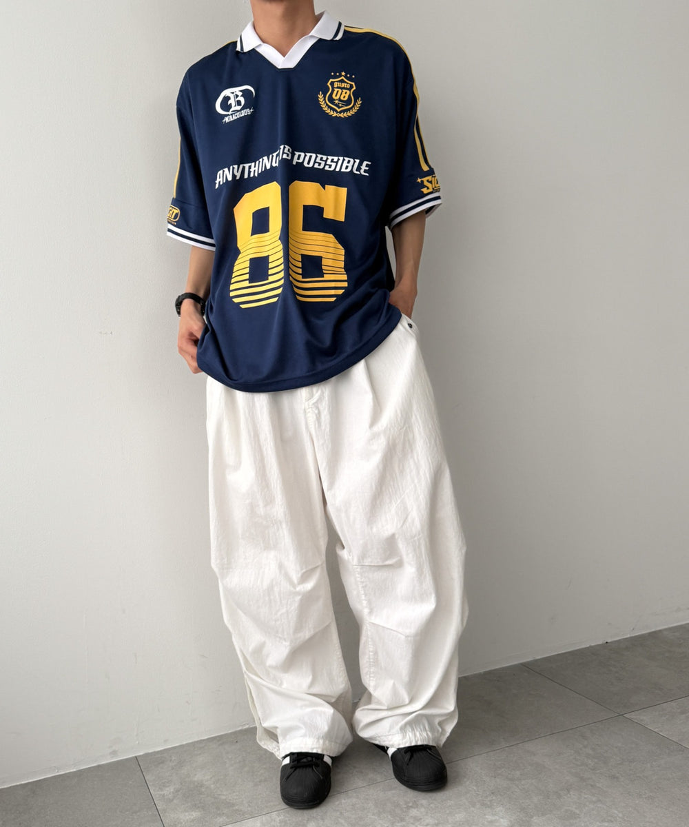 ネイビー モデル：175cm L着用
