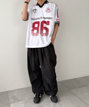 ホワイト モデル：175cm L着用