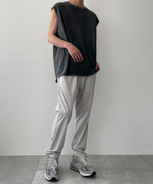 ホワイト モデル：175cm L着用
