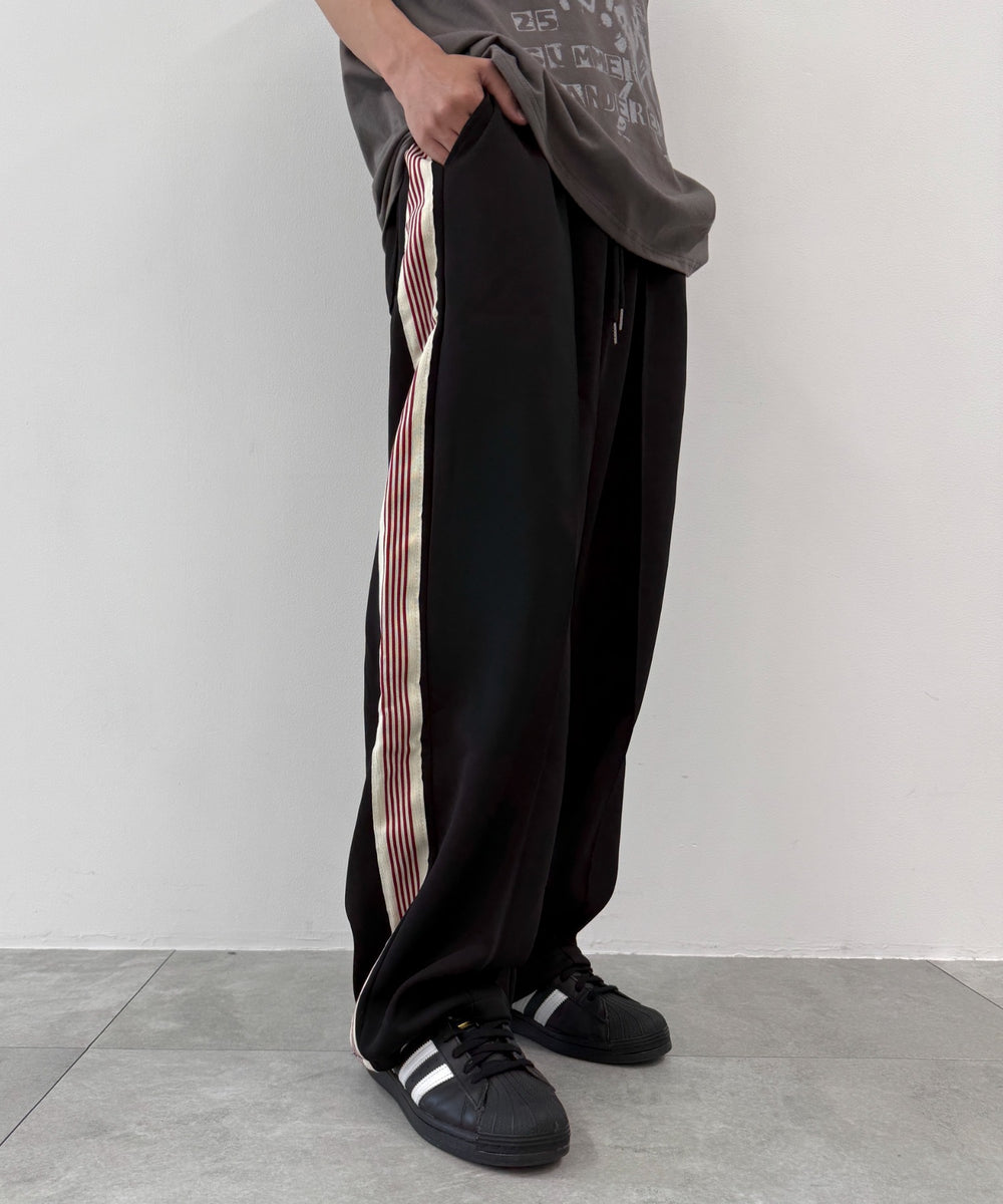 ブラック モデル：175cm F着用