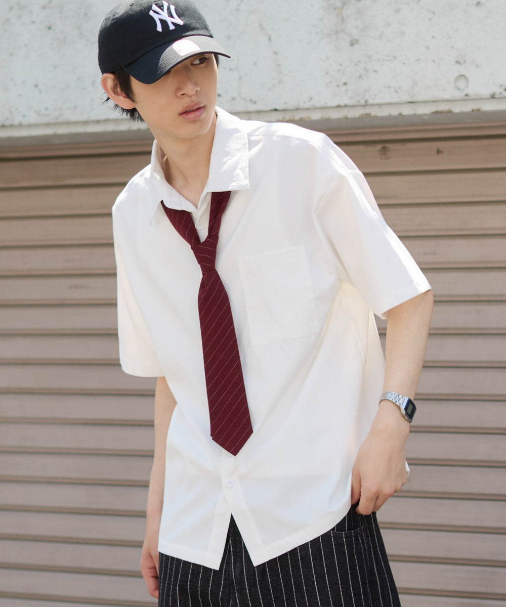 ホワイト モデル：181cm L着用