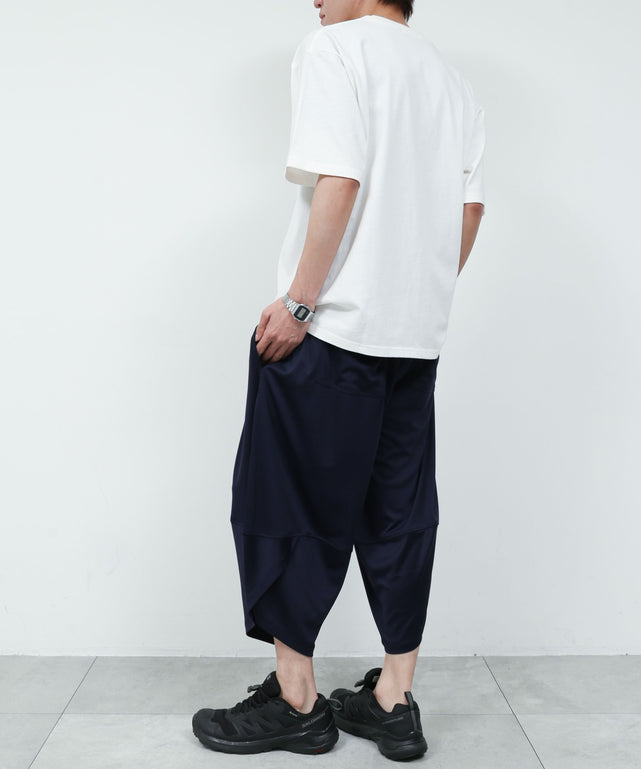 ネイビー モデル：175cm L着用