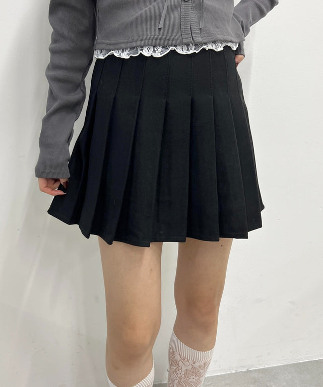 起毛プリーツミニスカート/ブラックモデル：157㎝ F着用