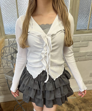 ホワイト モデル：160㎝ F着用