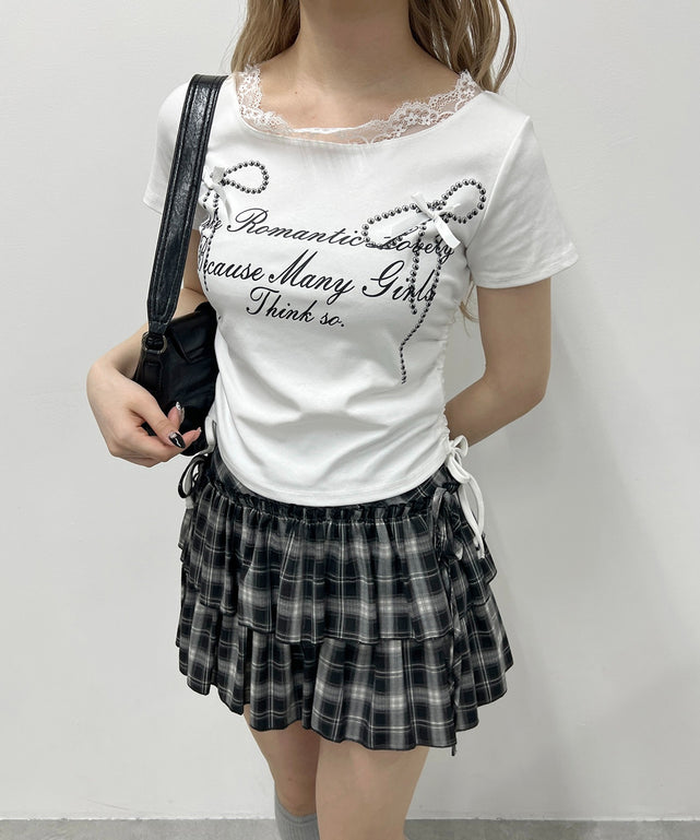 リボングラフィックサイドドロストTシャツ/ホワイト モデル：160㎝ F着用