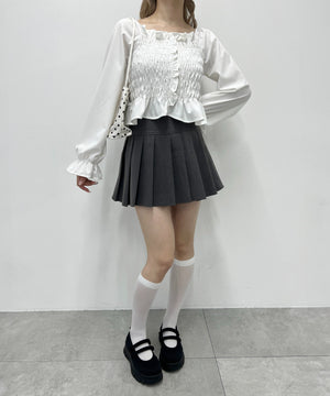 ホワイト モデル：160㎝ F着用