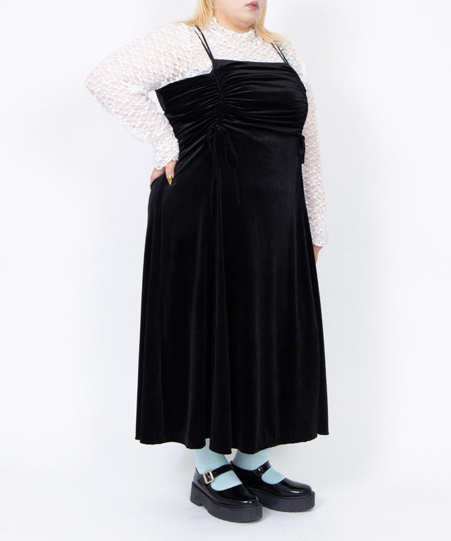 身長：164cm　サイズ4