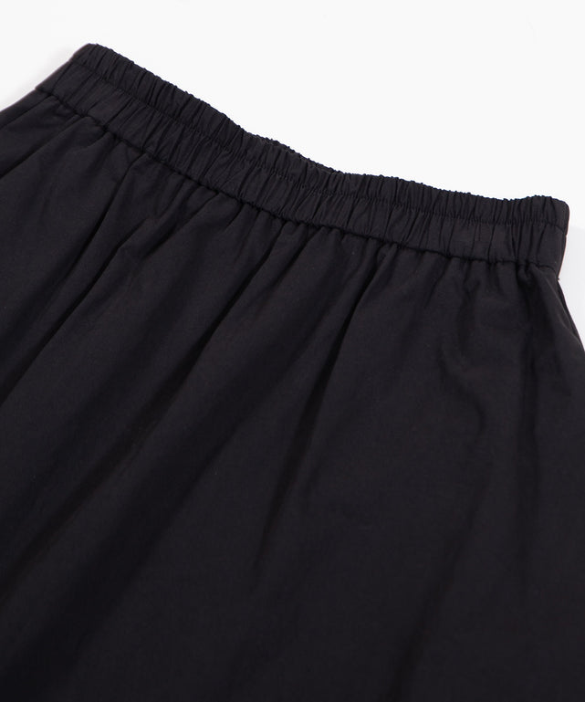 アシンメトリーフリルロングスカート