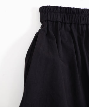 アシンメトリーフリルロングスカート