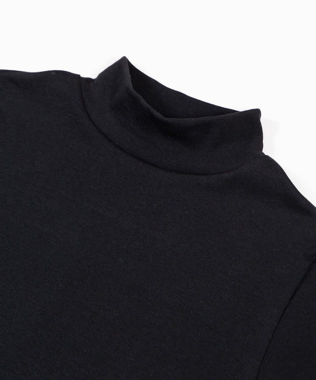 ハイネックTシャツ