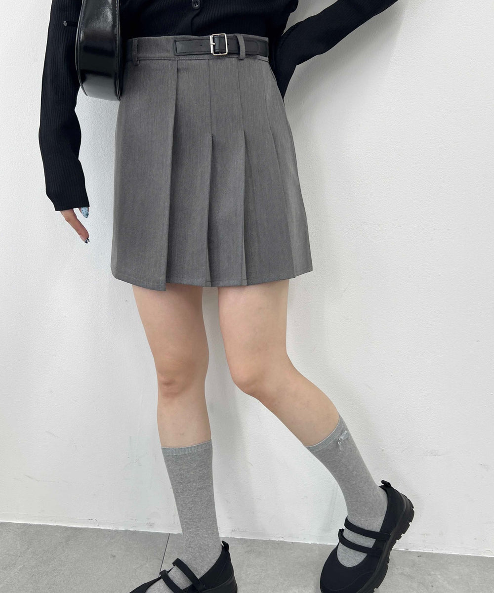 グレー モデル：160㎝ F着用