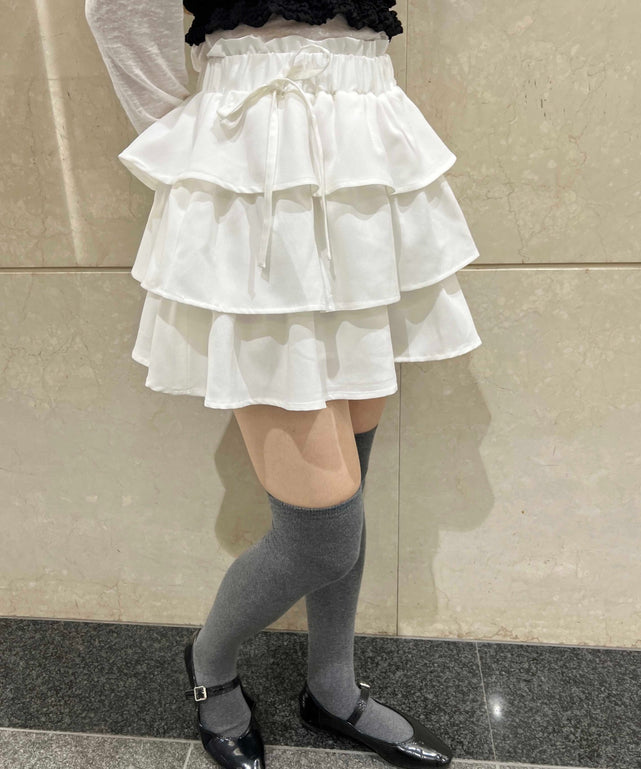 ホワイト モデル：160㎝ F着用