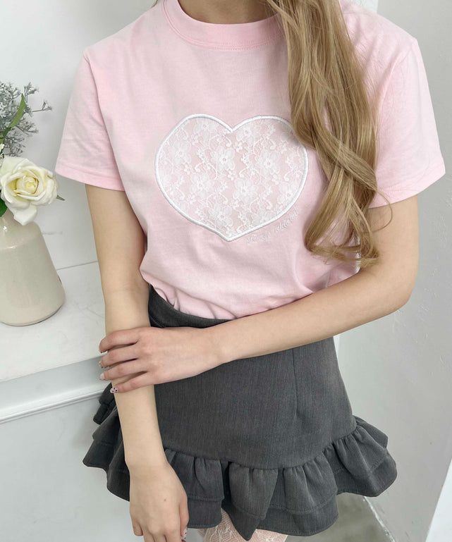 ハートレースワッペンTシャツ/ピンク モデル：160㎝ F着用