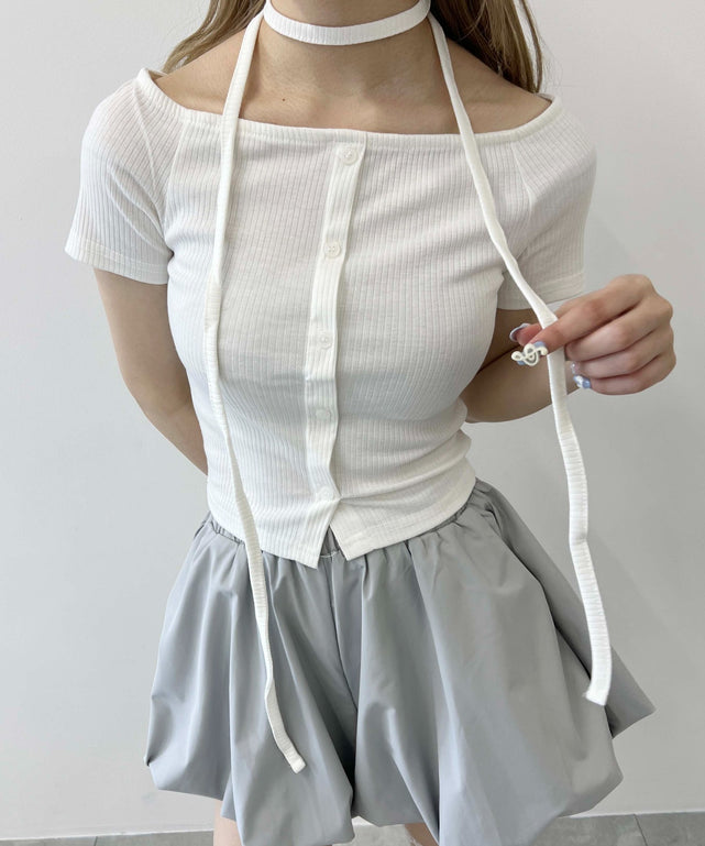 チョーカーセットオフショルTシャツ/ホワイトアイボリー モデル：160㎝ F着用