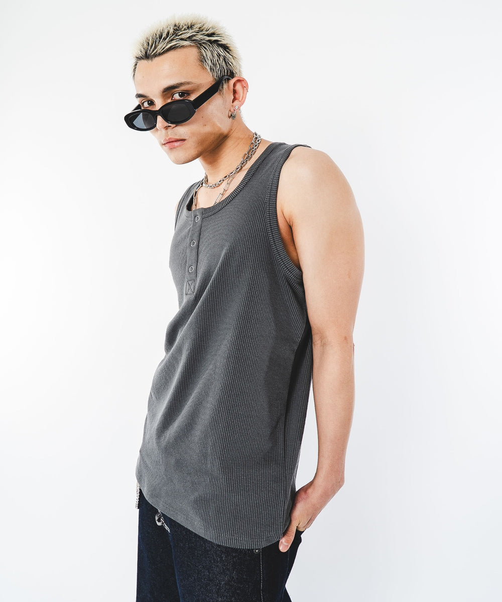 チャコール モデル：180cm FREE着用