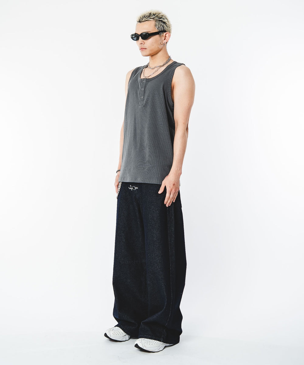 チャコール モデル：180cm FREE着用