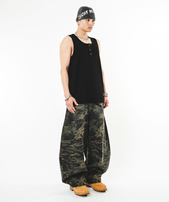 柄1 モデル：180㎝　L着用