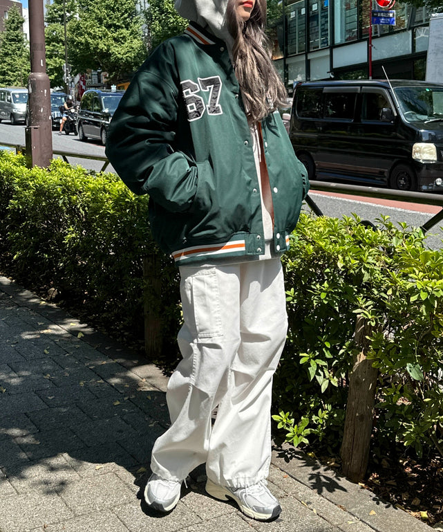 Dグリーン モデル：160cm L着用