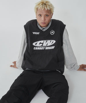 ブラック モデル：178cm L着用
