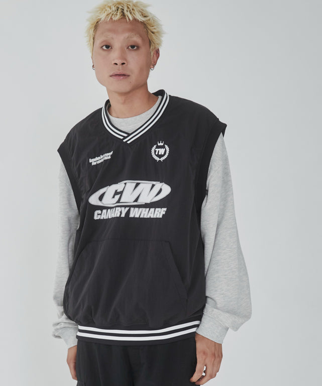 ブラック モデル：178cm L着用