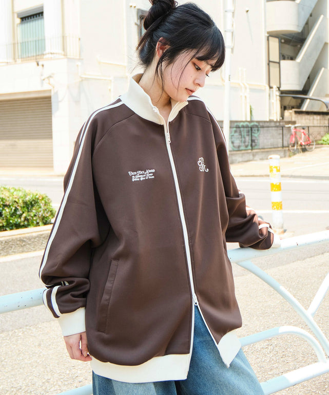 ブラウン　モデル：160㎝　L着用