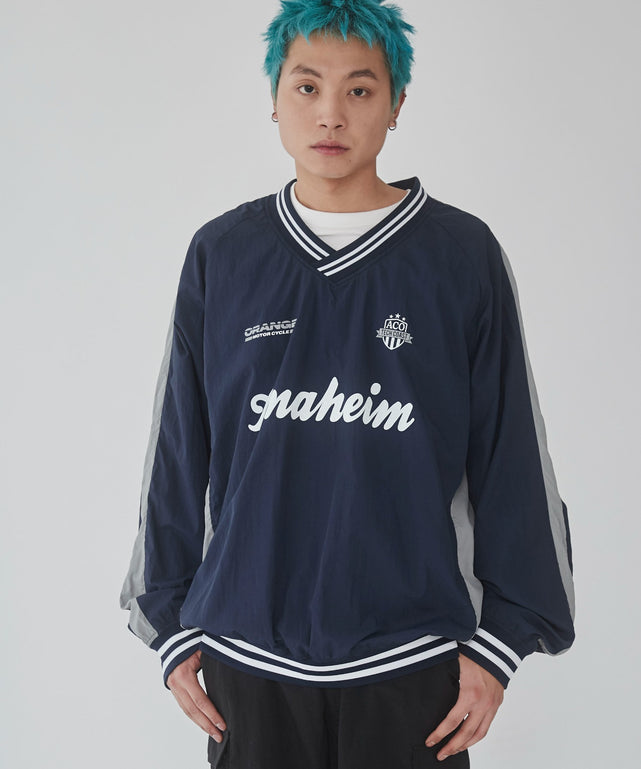 ネイビー　モデル:178cm L着用