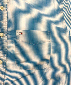 TOMMYブランドシャツ