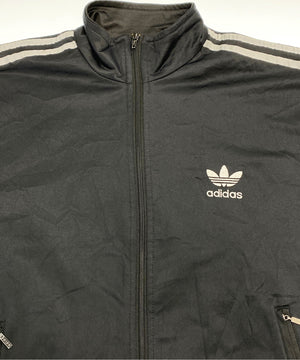 adidasブランドジャージ