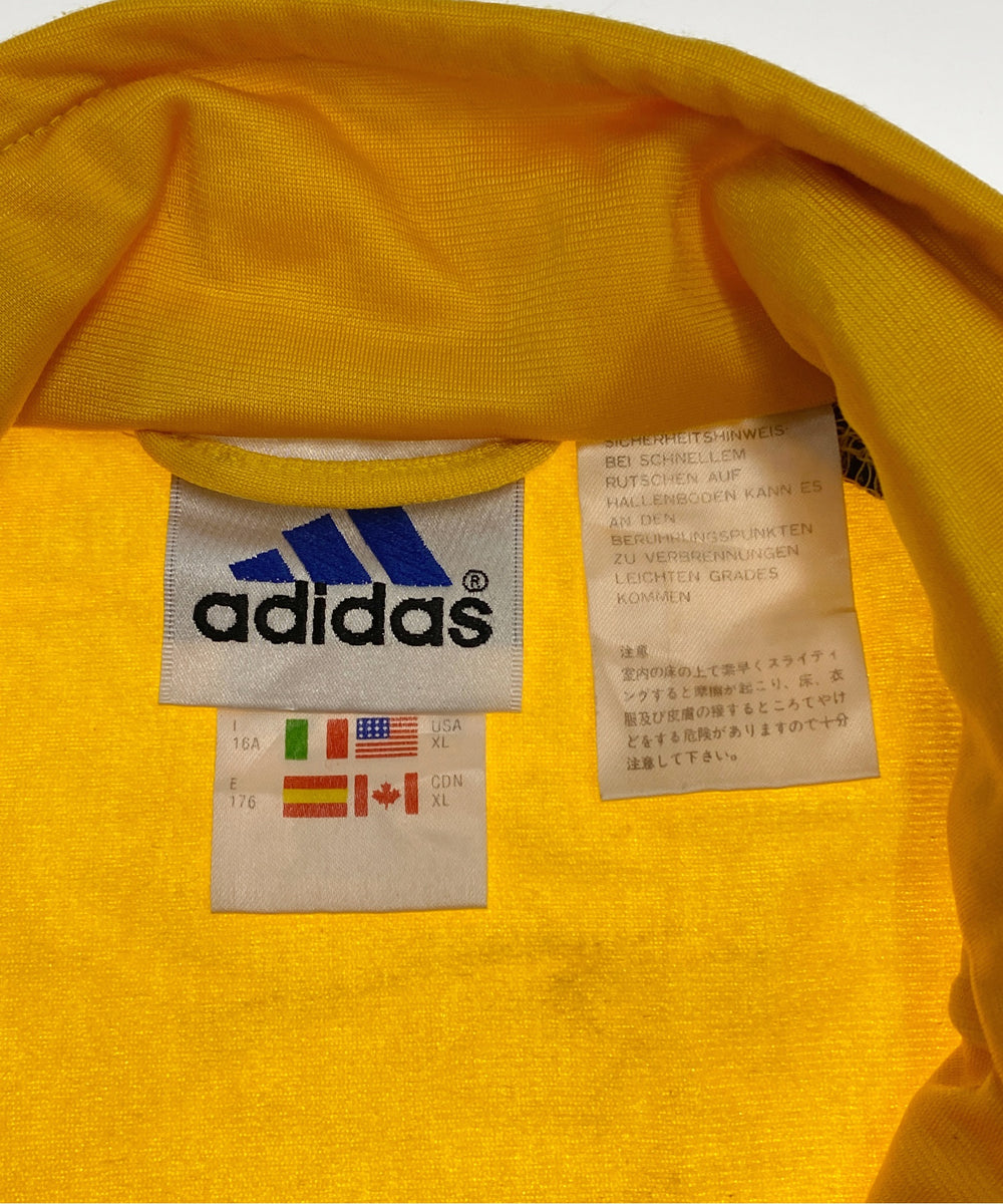 adidasブランドジャージ