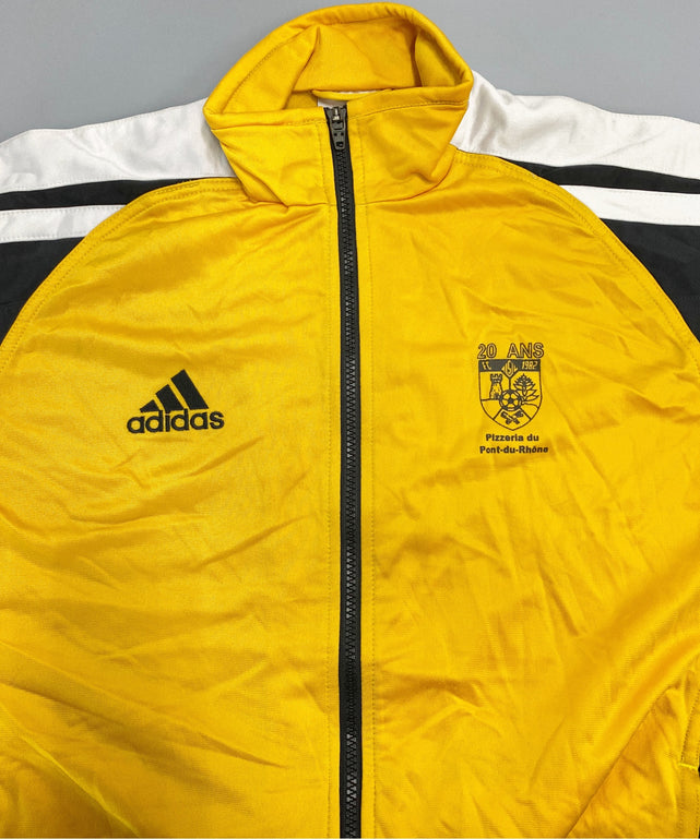 adidasブランドジャージ