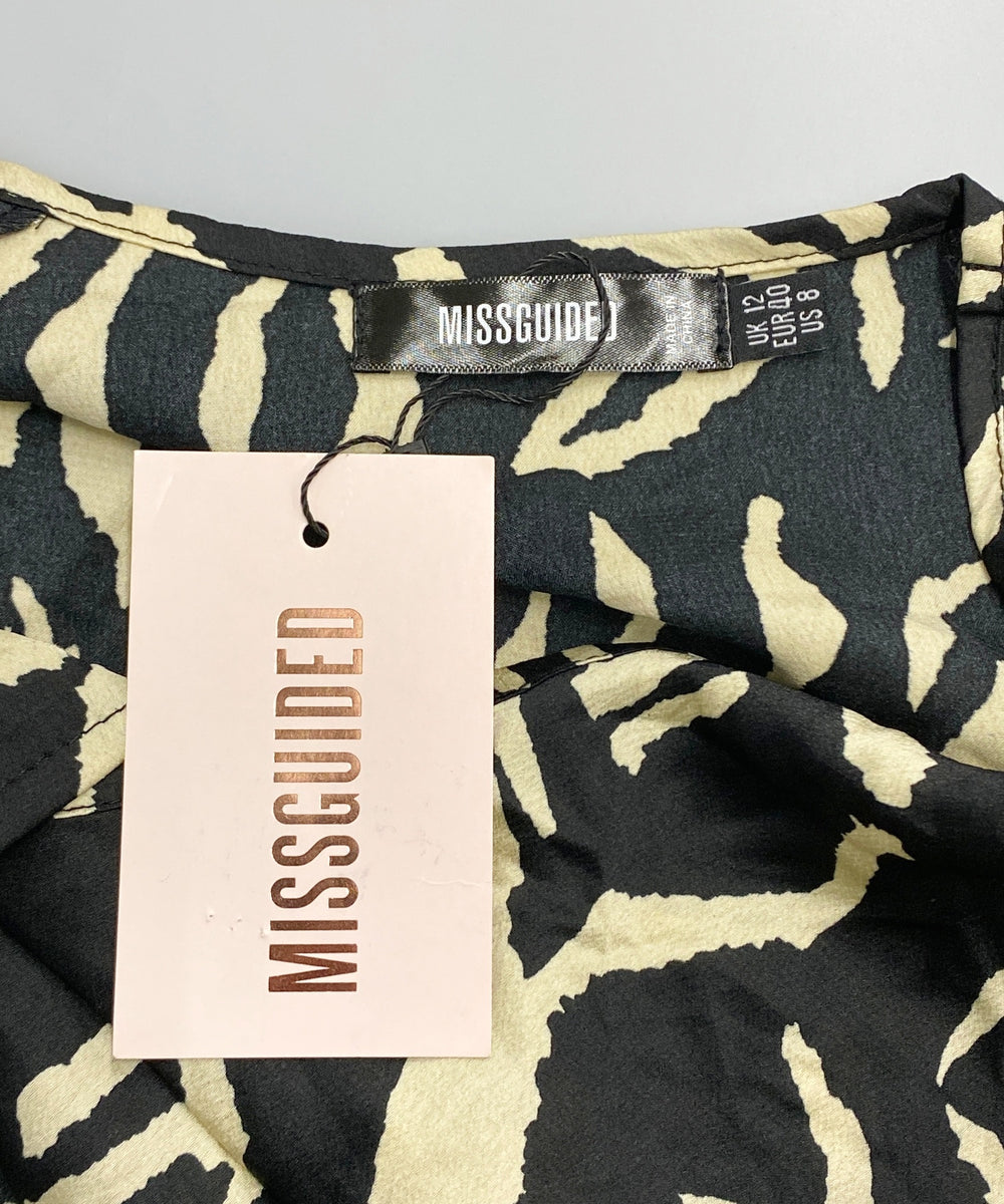 MISSGUIDED 長袖Tシャツ