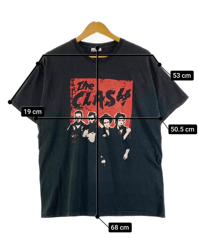 the CLASH バンドTシャツ