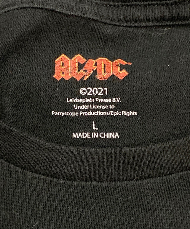 AC/DCバンドTシャツ