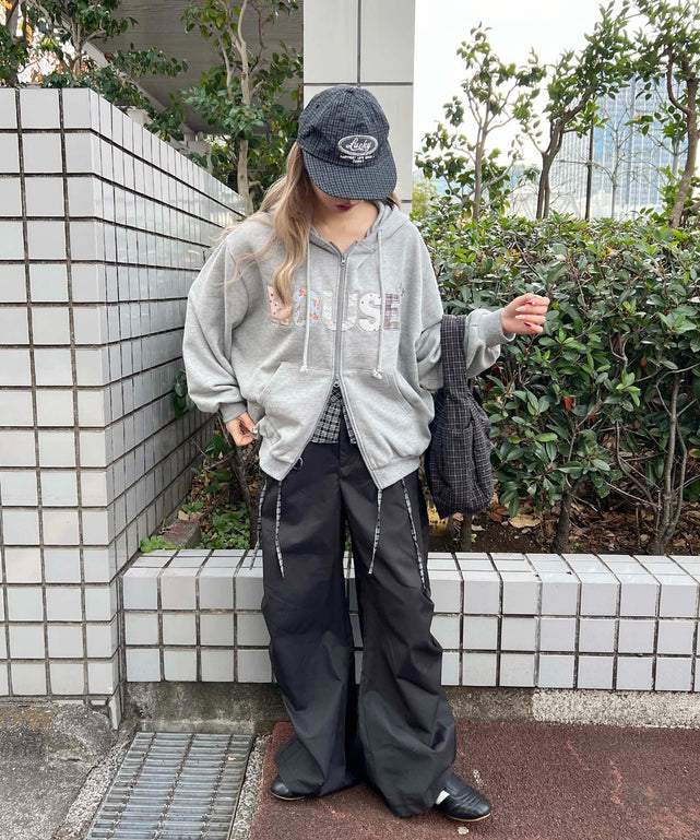 グレー モデル：160㎝ F着用