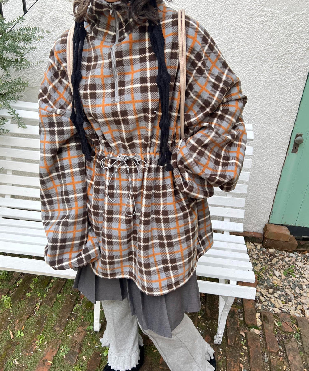 グレー モデル：160㎝ F着用