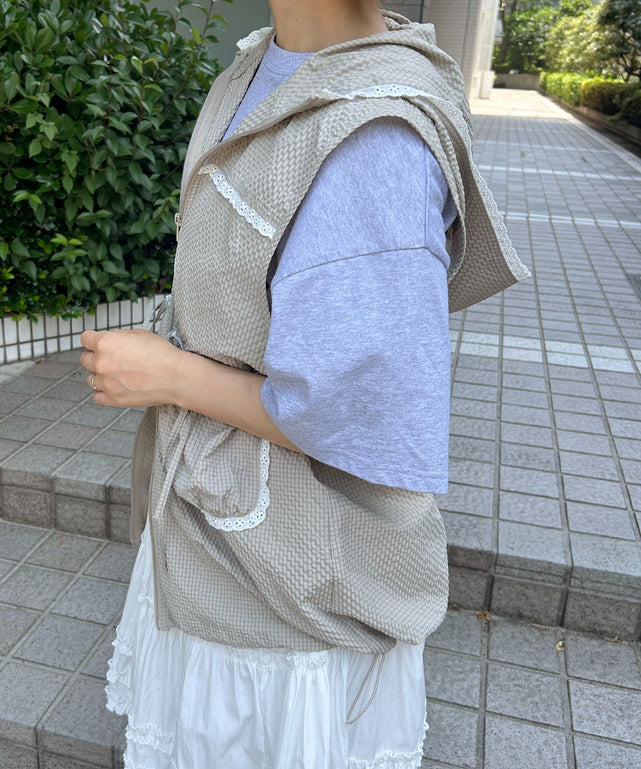 ベージュ モデル：155㎝ F着用