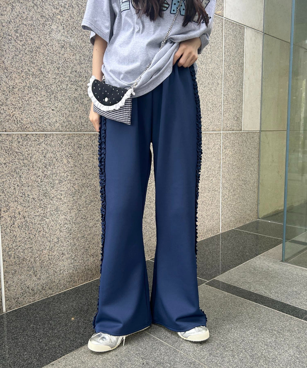 ネイビー モデル：157㎝ F着用