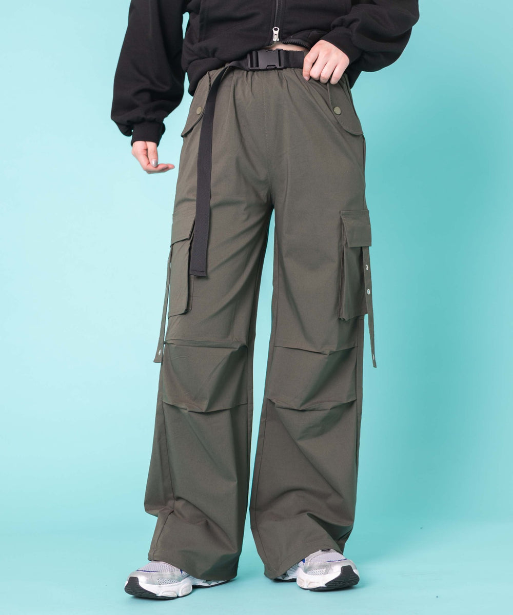 カーキ　モデル;155cm F着用
